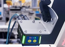 東集X4工業(yè)讀碼器助力光伏產(chǎn)業(yè)，打造智慧生產(chǎn)線